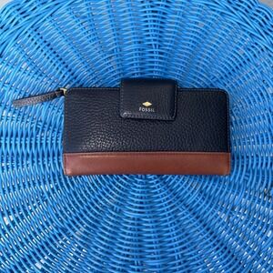 Fossil Women's Rachel Leather Tab Clutch Wallet Black/Brown